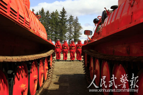 �ٱ��ڿ�ǰ�v�����M��������DƬ��Դ�������侯��