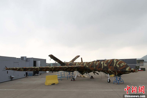 ����ǰ�Ɍ��麣��չ��չ��ģ�͵������o�˙C(j��)���ڽ��꺽չ���Ԍ�(sh��)�չ��11��8����ԓ�C(j��)�ѽ�(j��ng)�M�b�ꮅͣ����չƺ����ԓ��o�˙C(j��)���к����I(y��)���³ɶ��w�C(j��)�O(sh��)Ӌ(j��)�о������ƣ�ԓ�C(j��)�b��һ�_(t��i)100�R�������l(f��)��(d��ng)�C(j��)���߂�ȫ����ƽ݆ʽ�𽵺��w��������������w�����_(d��)1100�������m(x��)���r(sh��)�g��20��(g��)С�r(sh��)���ɔy�����N�ɲ졢��������/�y(c��)�ࡢ��ӌ�(du��)���O(sh��)�估С�Ϳյش���������Ɉ�(zh��)�бO(ji��n)ҕ���ɲ鼰��(du��)�ع����΄�(w��)���΄�(w��)��Ҳ�����ھS��(w��n)�����֡�߅��Ѳ߉����犷� �z �DƬ��Դ��CFPҕ�X�Ї�(gu��) 