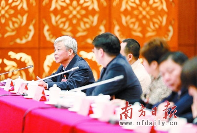 ������������F(tu��n)�^�m(x��)���h�˴�����(b��o)��̓�Ժ������(b��o)�档���ɭ� ���x �z