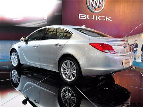 預(yù)計(jì)25~28萬元 新君威2.0T七月將上市 汽車之家 預(yù)計(jì)25~28萬元 新君威2.0T七月將上市 汽車之家