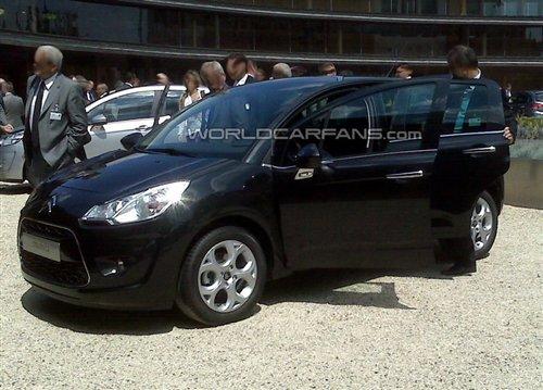 ���ø�����t�b� ��ѩ�F��C3��(sh��)܇�ع� ��܇֮��