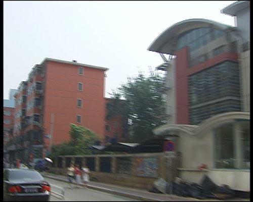 �D3���A��Έ@21̖(h��o)�������׺��Ƕ�����P(gu��n)���С��У�@�����Ǿ��x��С�����һ���Ƿ������@���Ƿ���Ȼ���ǌW(xu��)�^(q��)��