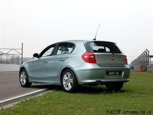 ��܇֮�� �M(j��n)�ڌ��R ���R1ϵ 120i �Ԅ�(d��ng)��