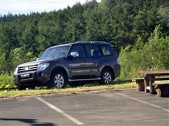 汽車之家 進(jìn)口三菱 帕杰羅 五門 旗艦版