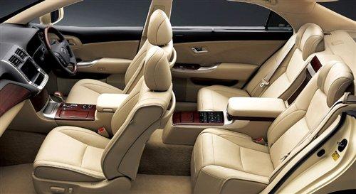 引入海外旗艦車型 國產(chǎn)新皇冠車型前瞻 汽車之家 引入海外旗艦車型 國產(chǎn)新皇冠車型前瞻 汽車之家