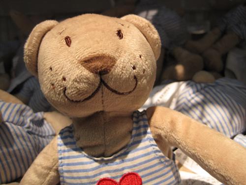 本周數(shù)碼相機市場 消費者關(guān)注度前十熱機