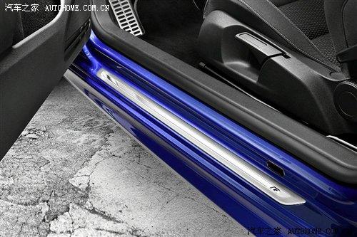 �Ӱ�R32���󱊰l(f��)��265�R����܇Golf R ��܇֮��