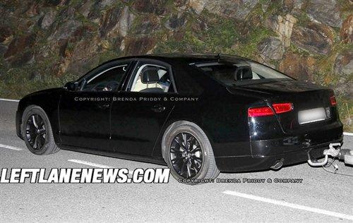 ������������ �W��A8�����3���Ȱl(f��)�� ��܇(ch��)֮��