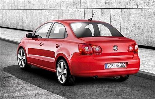 國產(chǎn)的樣版 大眾新POLO三廂版首次曝光 汽車之家 國產(chǎn)的樣版 大眾新POLO三廂版首次曝光 汽車之家