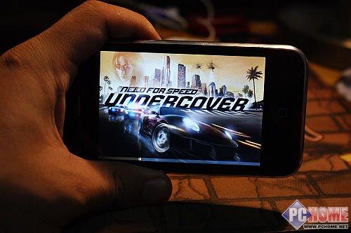 �w���S�� С��ԇ��iPhone 3GS�Α�(y��ng)��