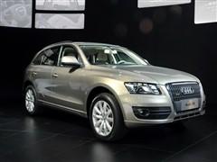 汽車(chē)之家 進(jìn)口奧迪 進(jìn)口奧迪q5 2010款 3.2l 運(yùn)動(dòng)版