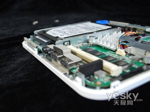 (li��n)��������С�w�ePC��IdeaCentre Q110�u(p��ng)�y