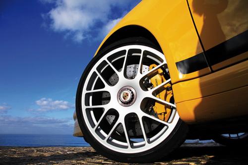 �ٶ�ˇ�g(sh��) ����ԇ�{�¿�r(sh��)��911 Turbo