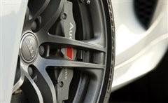 ����ײ���� �W��R8����������Scuderia