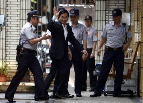 11����������ұװ��������У��ˮ��������܇(ch��)�r(sh��)�����䐂����ý�wӛ�ߓ]���������DƬ��(l��i)Դ���������硱