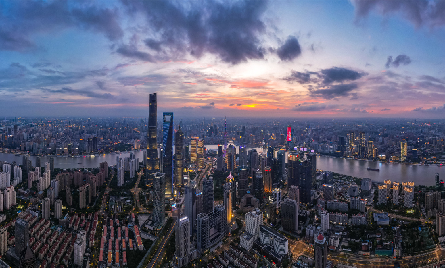 中國發(fā)展新藍圖，為何空前強調(diào)高質(zhì)量發(fā)展？