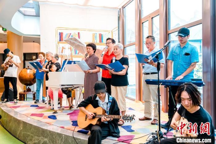 國家衛(wèi)健委:全國養(yǎng)老服務(wù)機(jī)構(gòu)和設(shè)施總數(shù)達(dá)36萬個