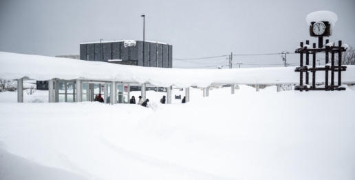 傷亡人數(shù)持續(xù)上升 日本強降雪已致46人死549人傷