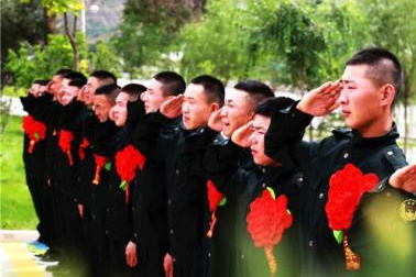 離開部隊(duì)的前夕，他們這樣說……