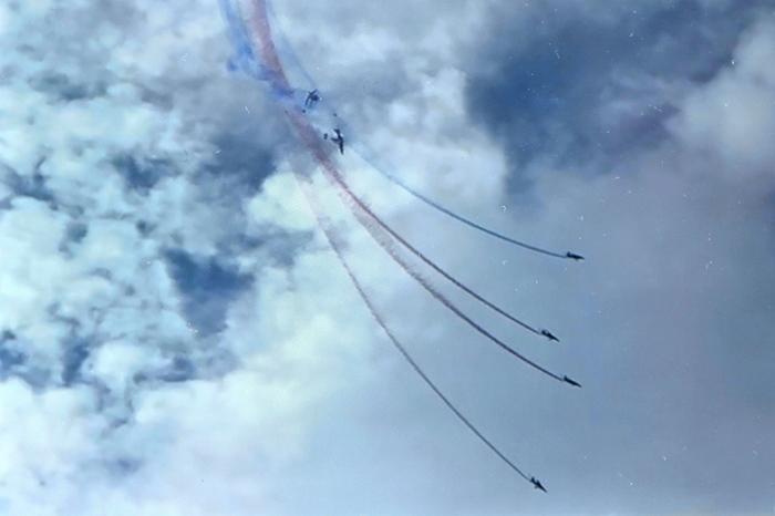 法國飛行表演隊兩架飛機(jī)相撞