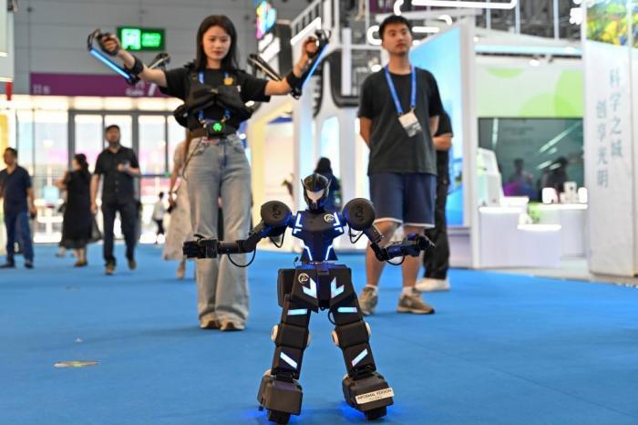 第二十一屆深圳文博會(huì)開(kāi)幕 首次設(shè)立人工智能展區(qū)